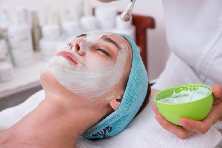 five-benefits-of-a-deep-cleansing-facial-scaled